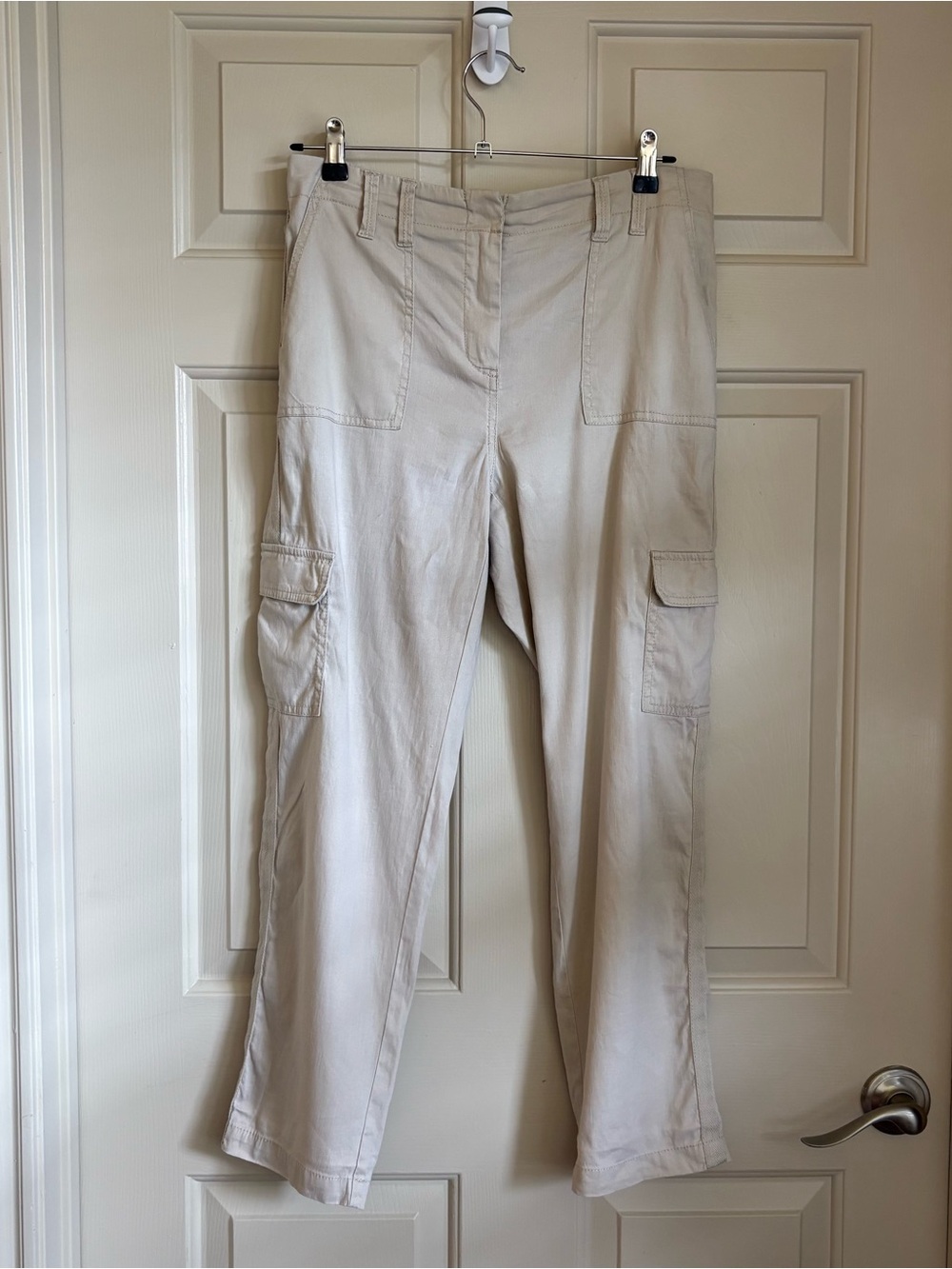 Chico’s Stretch Linen Blend Cargo Crop Pants Coastal Grandma Quiet Luxury Beachy